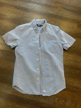 Vineyard Vines Blue and White Micro-Striped Short-Sleeve Button-Down